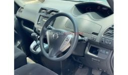 
										Nissan Serena 2015 full									