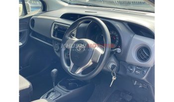 
Toyota Vitz 2015 full									