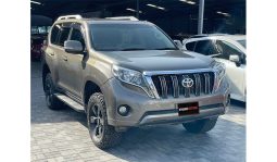 
Toyota Land Cruiser Prado 2015 full									