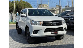 
									Toyota Hilux Double Cabin 2017 full								