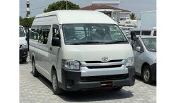 
Toyota Hiace 9L High Roof 2015 full									