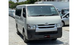 
Toyota Hiace 2015 full									