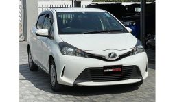 
Toyota Vitz 2015 full									