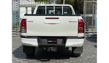 
Toyota Hilux Double Cabin 2017 full									