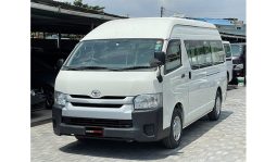 
Toyota Hiace 9L High Roof 2015 full									