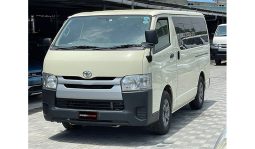 
Toyota Hiace 2015 full									