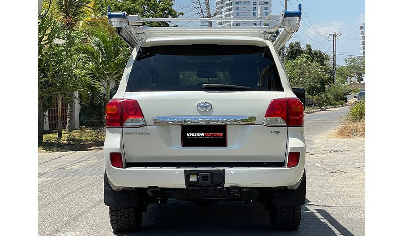 
Toyota Land Cruiser 2015 full									