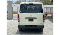 
Toyota Hiace 2015 full									