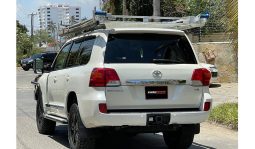 
Toyota Land Cruiser 2015 full									