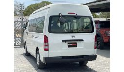 
Toyota Hiace 9L High Roof 2015 full									