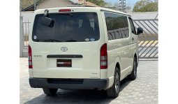 
Toyota Hiace 2015 full									