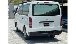 
Toyota Hiace 2015 full									