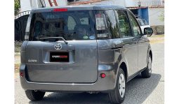 
Toyota Sienta 2015 full									