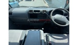 
Mazda Bongo 2013 full									