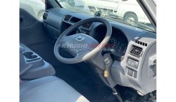 
Mazda Bongo 2013 full									