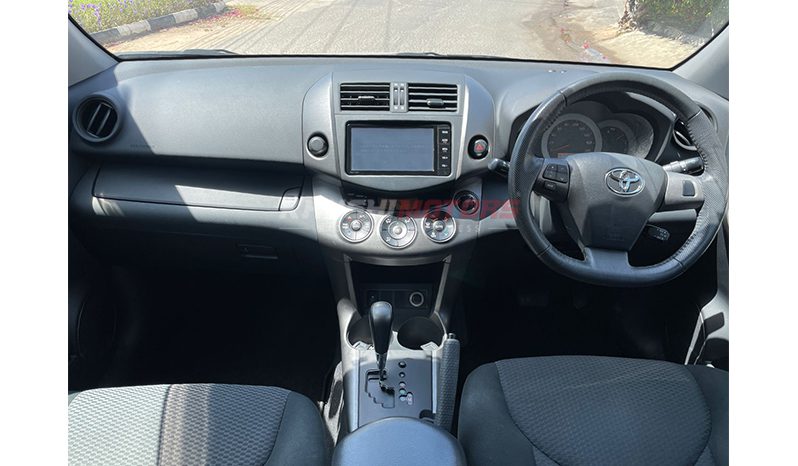 
Toyota RAV4 2015 full									