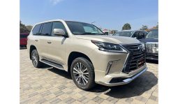 
Lexus LX570 2016 full									