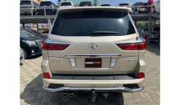 
Lexus LX570 2016 full									