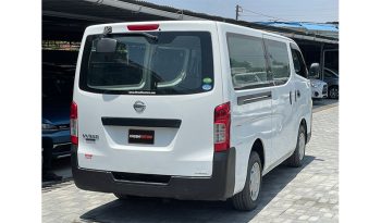 
Nissan NV350 Caravan 2014 full									