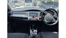 
Toyota Fielder 2015 full									