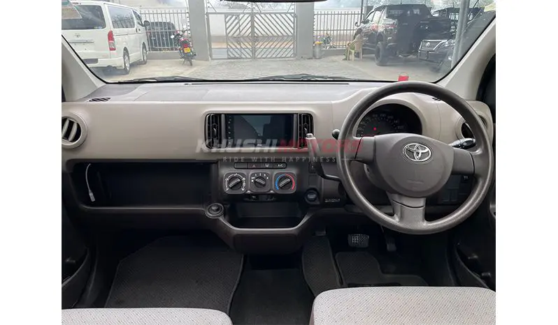 
Toyota Passo 2016 full									