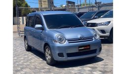 
Toyota Sienta 2014 full									