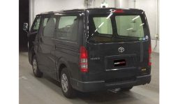 
Toyota HIACE VAN 2016 full									