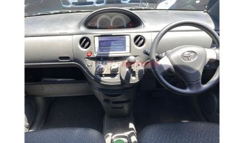 
Toyota Sienta 2014 full									