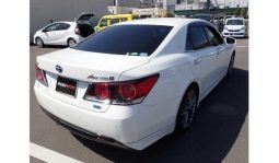 
Toyota CROWN 2016 full									