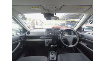 
									Toyota Probox 2016 full								