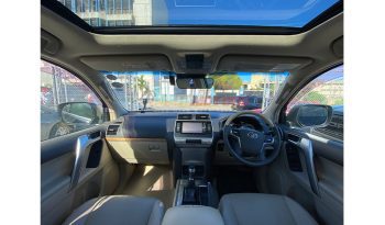
									Toyota Land Cruiser Prado 2017 full								