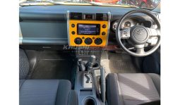 
Toyota FJ CRUISER 2016 full									