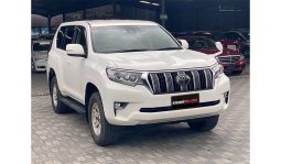 
Toyota LAND CRUISER PRADO 2018 full									