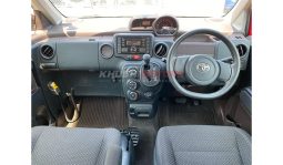 
Toyota SPADE 2016 full									