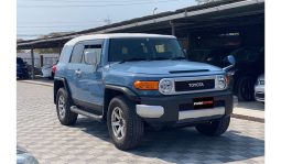 
Toyota FJ CRUISER 2016 full									