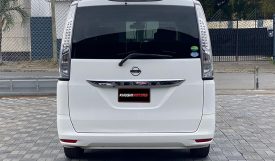 Nissan SERENA 2016
