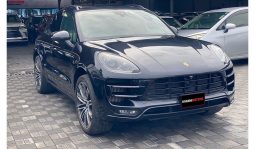 
Porsche Macan 2016 full									