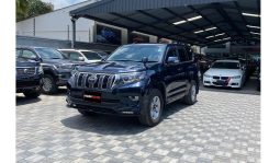 
Toyota LAND CRUISER PRADO 2018 full									