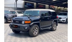 
Toyota FJ CURISER 2016 full									