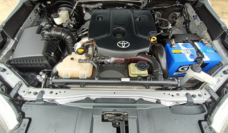 
Toyota Hilux D Cabin 2016 full									