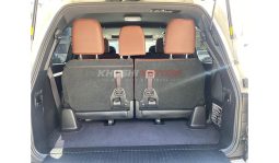 
Toyota Land cruiser ZX V8 2016 full									