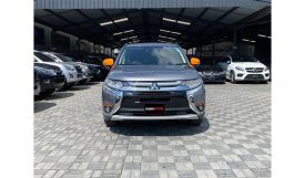 Mitsubishi OUTLANDER 2017