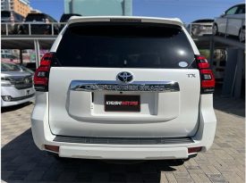Toyota Land Cruiser PRADO 2017