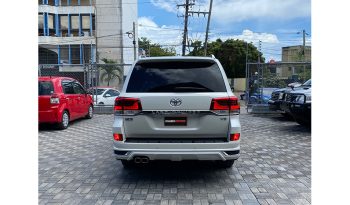 
Toyota Land cruiser ZX V8 2017 full									