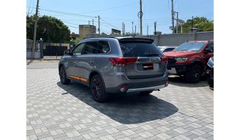 
Mitsubishi OUTLANDER 2017 full									