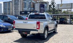 
Isuzu D-Max 2016 full									