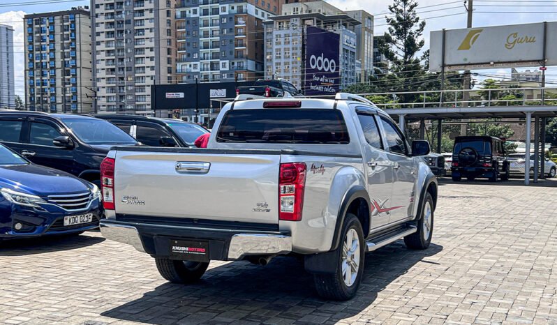 
Isuzu D-Max 2016 full									