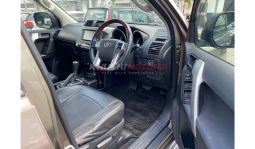 
Toyota LAND CRUISER PRADO 2017 full									