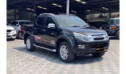 
Isuzu D-Max 2016 full									