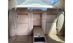 
Toyota Crown Royal Saloon 2009 full									